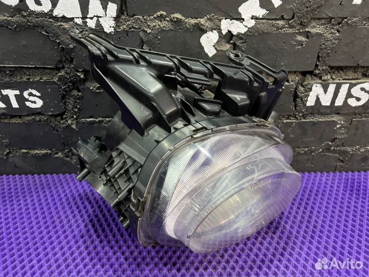 Фара передняя правая Nissan Juke YF15-218419