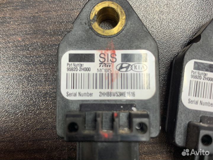 Датчик удара hyundai kia 95920-2h000