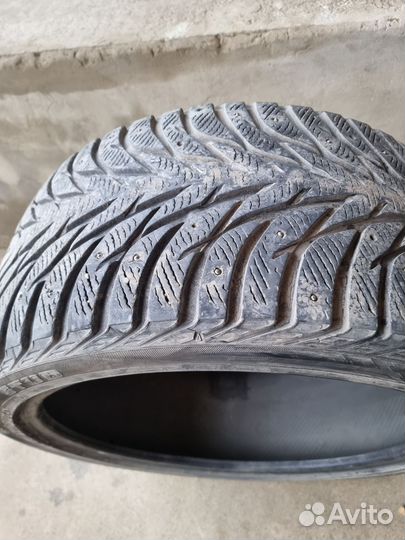 Yokohama Ice Guard Stud IG55 295/35 R21 107T