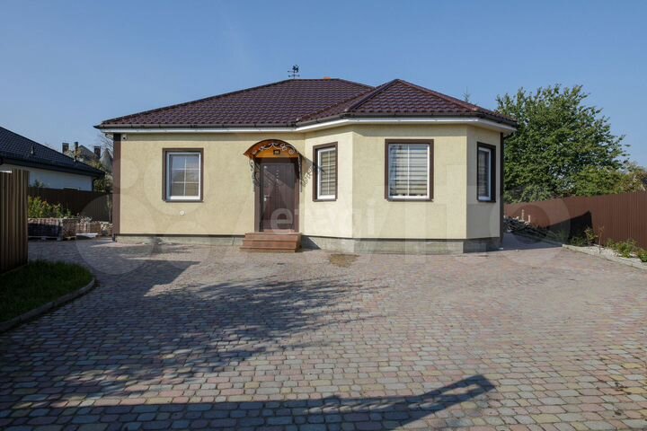 Дом 102,4 м² на участке 8 сот.