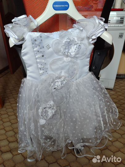 Нарядное платье