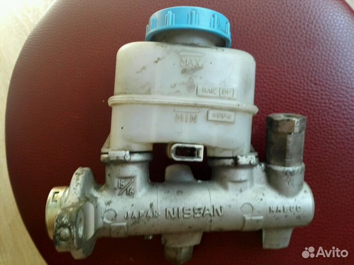 Гл.тормозной цилиндр Nissan Almera N16, Б/У