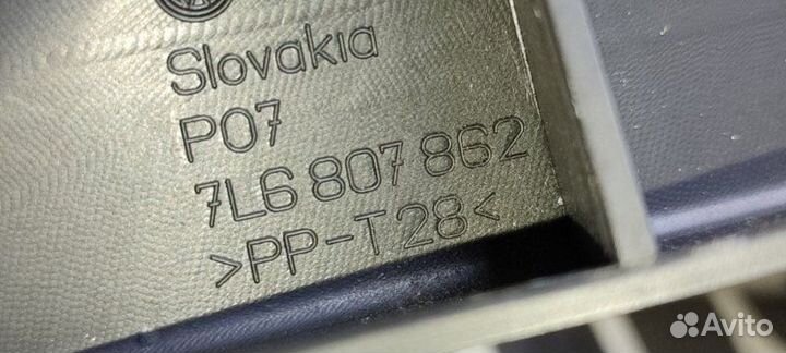 Крепление бампера заднее правое Volkswagen Touareg