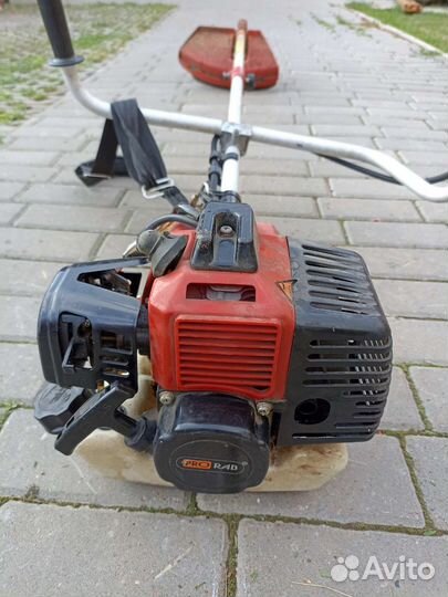 Бензиновый триммер