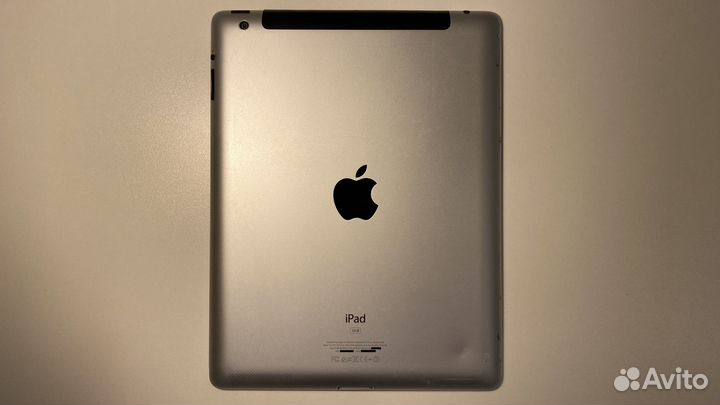 Планшет Apple iPad 3 32 гб WiFi +3G
