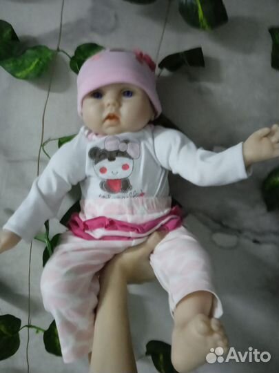 Кукла Реборн девочка с одеждой