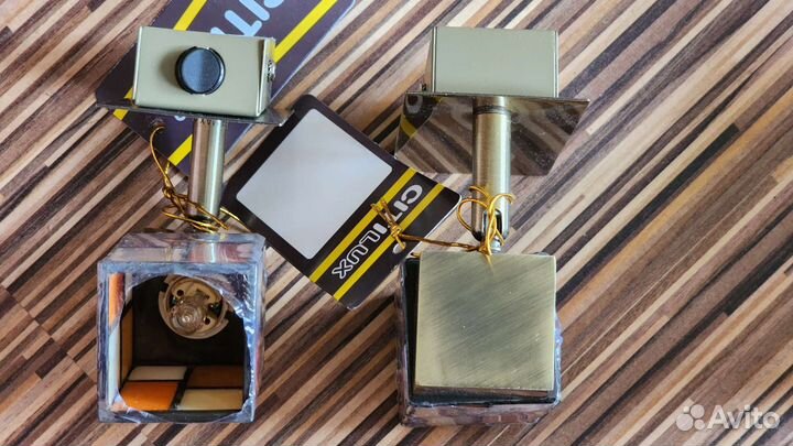 Настенный светильник бра 2 шт бу