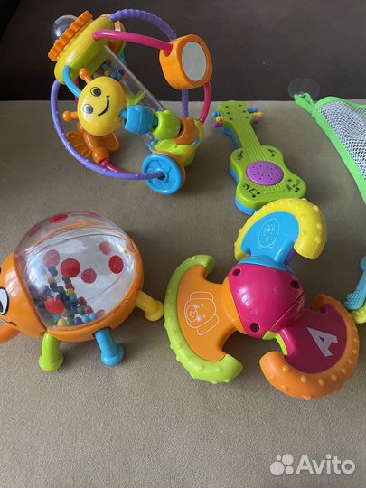 Игрушки для малышей пакетом