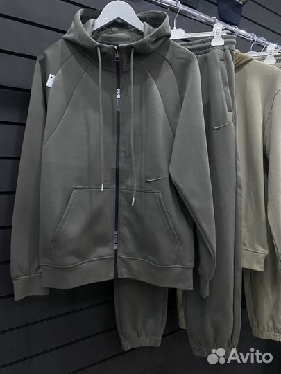 Спортивный костюм Nike