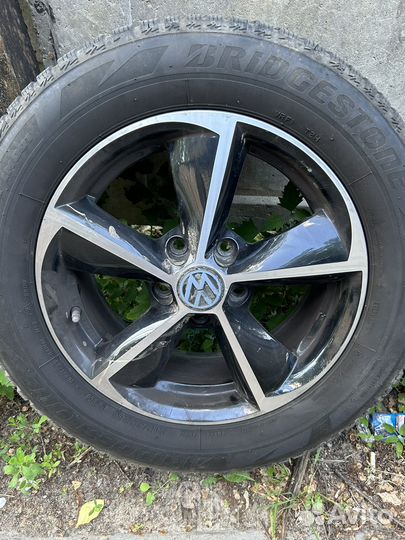 R16 Bridgestone Blizzak LM-001 215/60, PCD 5x112 DIA 57.1