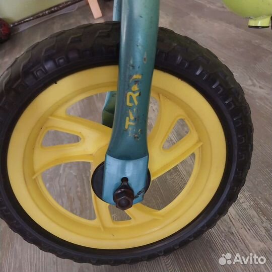 Беговел stern kidster 12