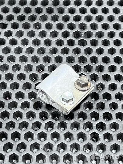 Направляющая гидролинии Yamaha YZ 250F 2010-2013