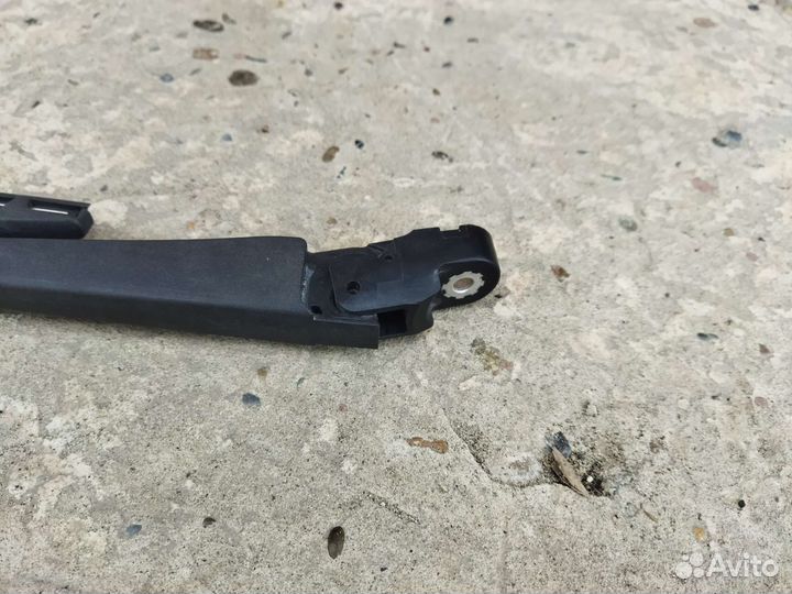 Задний дворник Ниссан Тиида