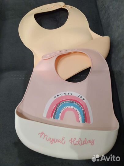 Нагрудник детский силиконовый