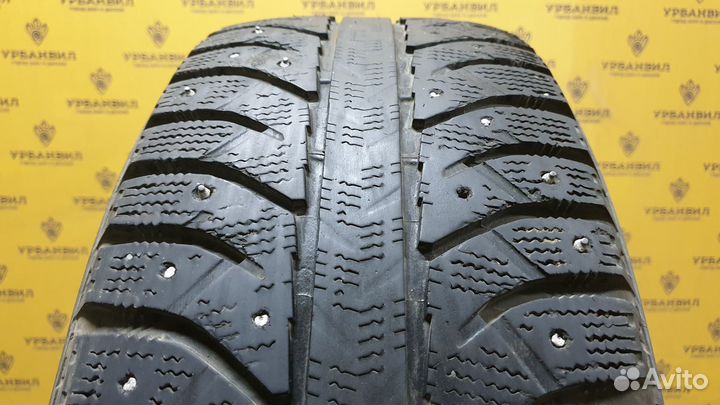 Bridgestone Ice Cruiser 7000 215/60 R17