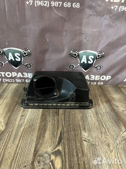 Крышка воздушного фильтра Kia quoris 3.8