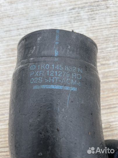 Патрубок интеркулера VAG 1K0145832N cbab 2.0 TDI