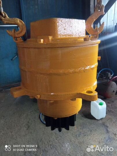 Редуктор поворота ек18