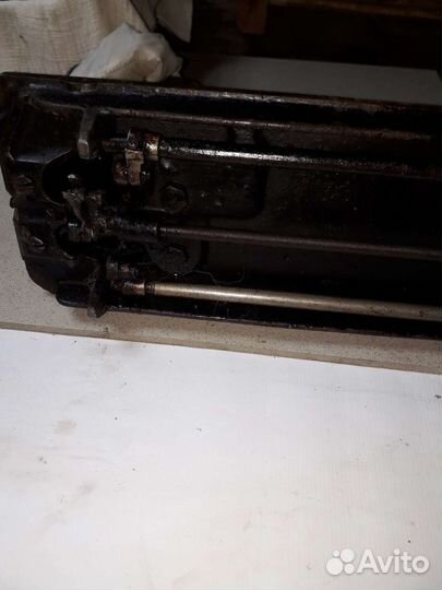 Швейная машина Singer