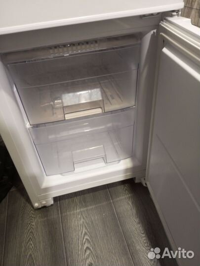 Холодильник бу маленький