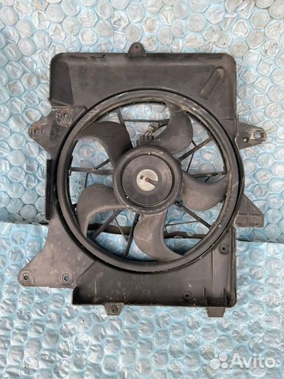 Вентилятор радиатора левый Mazda Tribute EP3 2