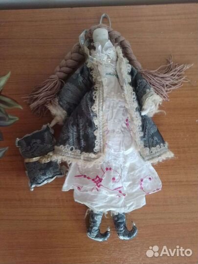 Кукла-визитница 