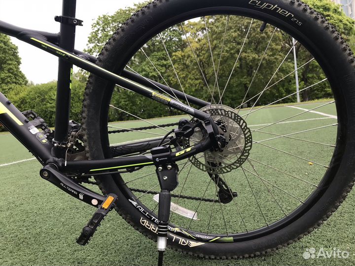 Горный велосипед GT Avalanche Sport 27.5