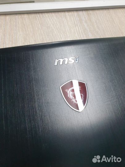 Ноутбук MSI GS73