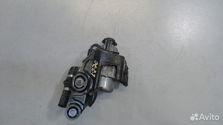 Насос вакуумный Audi A8 (D4), 2011