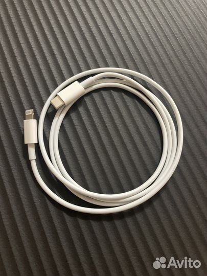 Зарядное устройство на iPhone