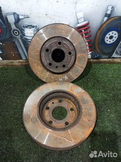 Диск тормозной передний Chevrolet Cruze хетчбек