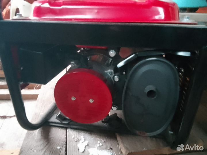 Генератор бензиновый honda