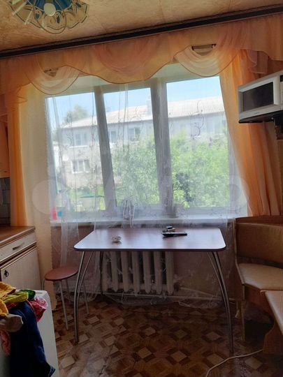 3-к. квартира, 64 м², 1/2 эт.