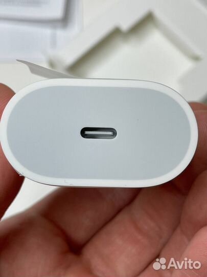 Быстрая Зарядка на iPhone 20w оригинал