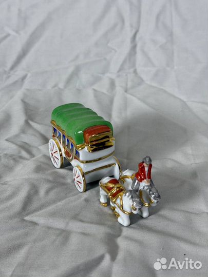 Французская фарфоровая миниатюра