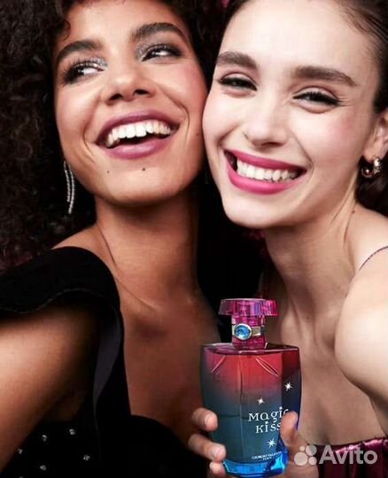 Парфюмированая туалетная вода женская Magic kiss
