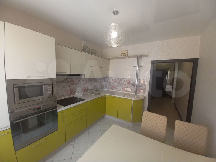 2-к. квартира, 67 м², 14/16 эт.