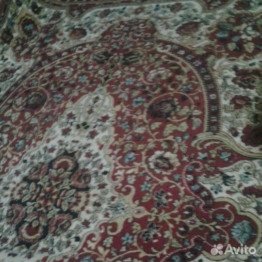 Ковер,вазы,сервиз Чехия ссср,фужеоы Богемия