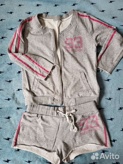 Спортивный костюм женский