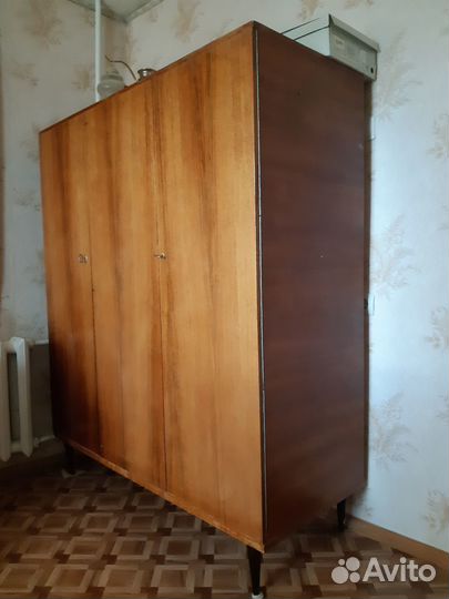Гардеробный шкаф бу