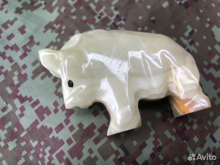 Фигурка зубр из оникса