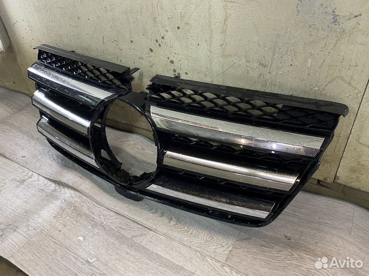 Mercedes GL 164 Ресталинг Решетка Радиатора