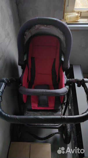 Прогулочная коляска