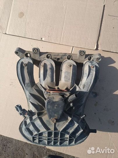 Впускной коллектор Chrysler Sebring 2.4