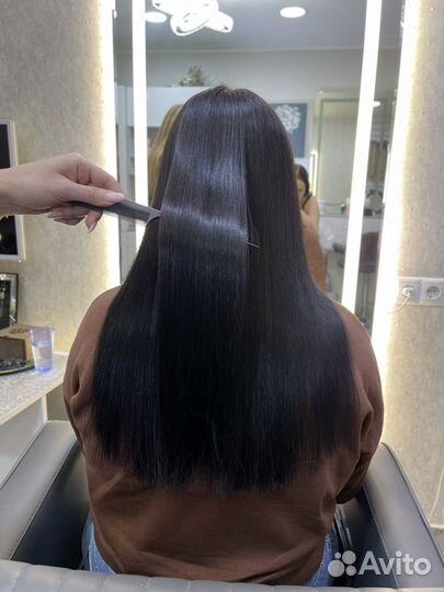 Кератиновое выпрямление волос