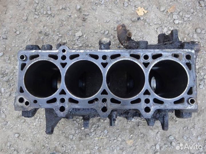 Блок двигателя Dodge Caravan III (1995—2000)