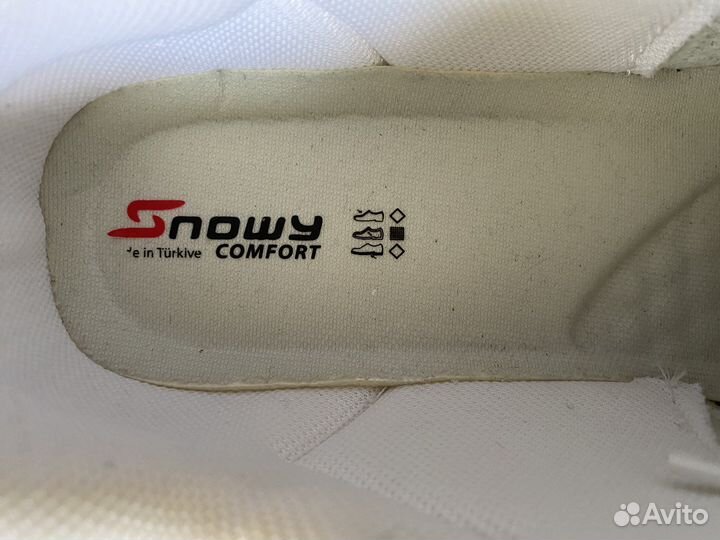 Кросовки женские 40 размер