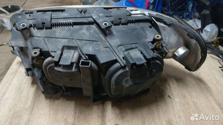 Фара правая ауди а8 д2 рест галоген