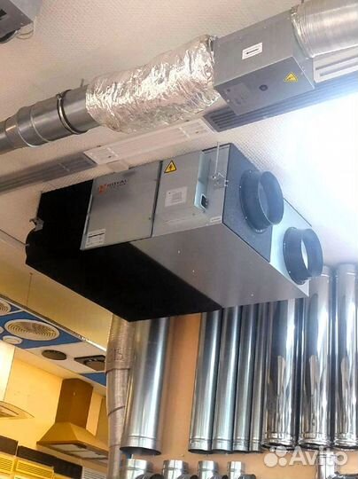 Приточно-вытяжная установка Royal Clima RCS-1300 P