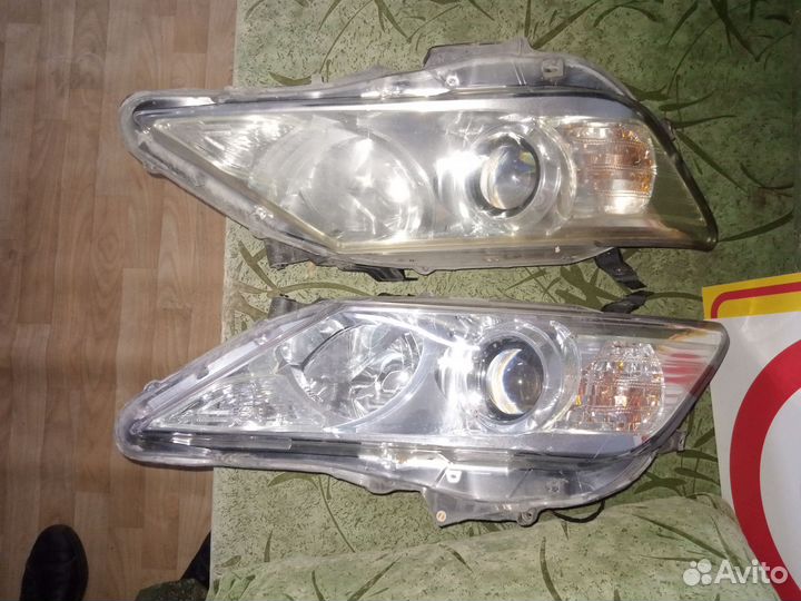 Фары на toyota camry 50